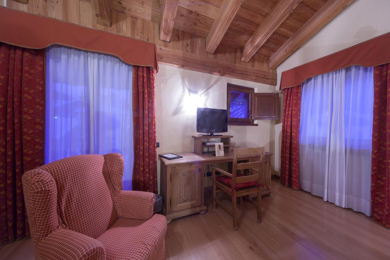 Hotel Maison Saint Jean กูร์มาเยอร์ ภายนอก รูปภาพ