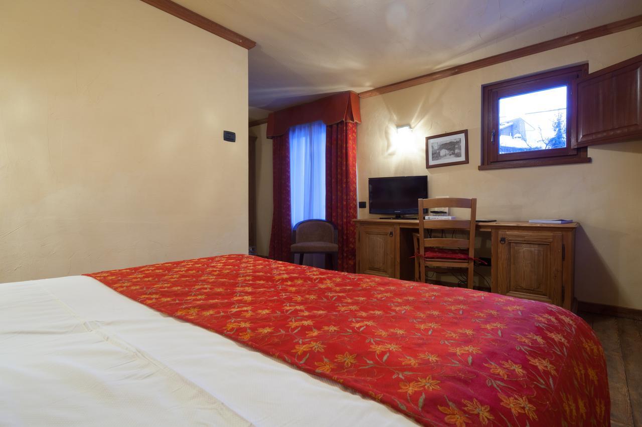 Hotel Maison Saint Jean กูร์มาเยอร์ ภายนอก รูปภาพ